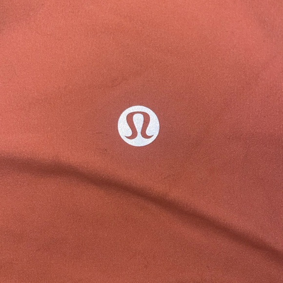 LULULEMON align tank size 6 - Picture 3 of 4
